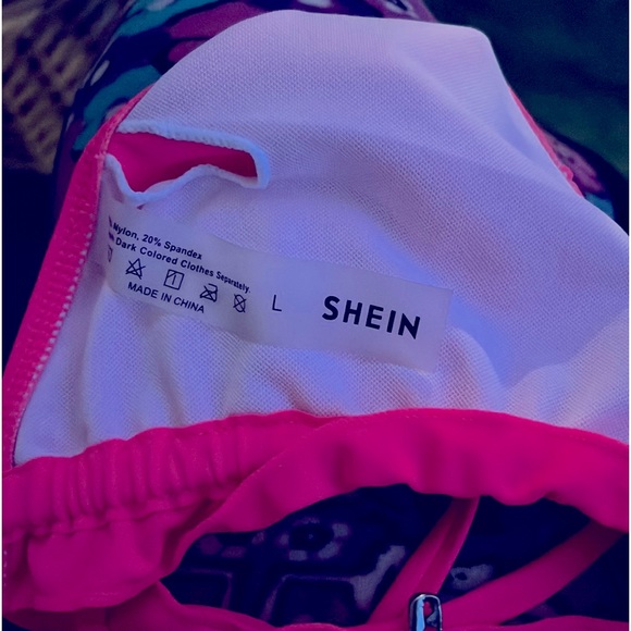 String Bikini 👙 - Picture 9 of 11